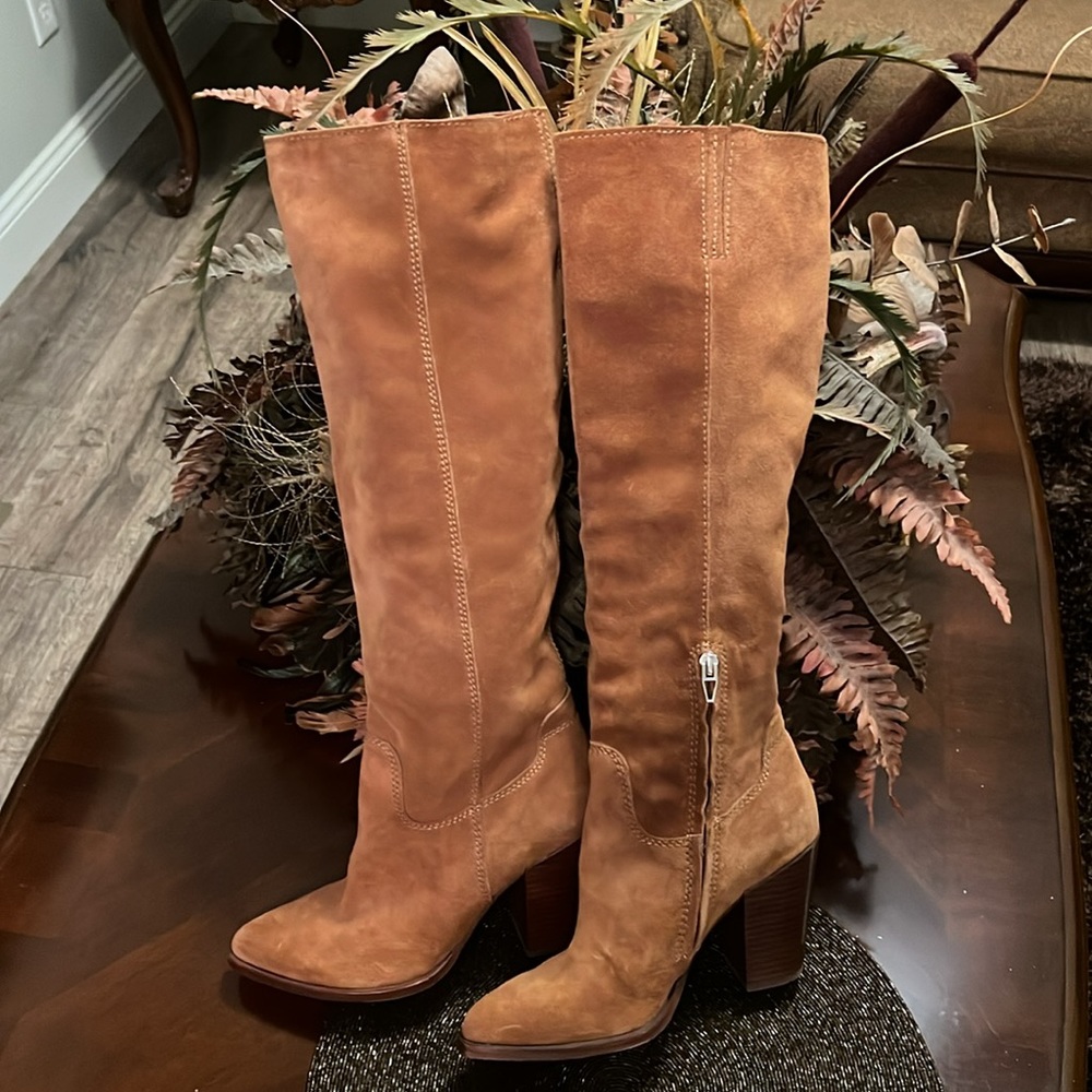 Dolce Vita Tan Heeled Boots